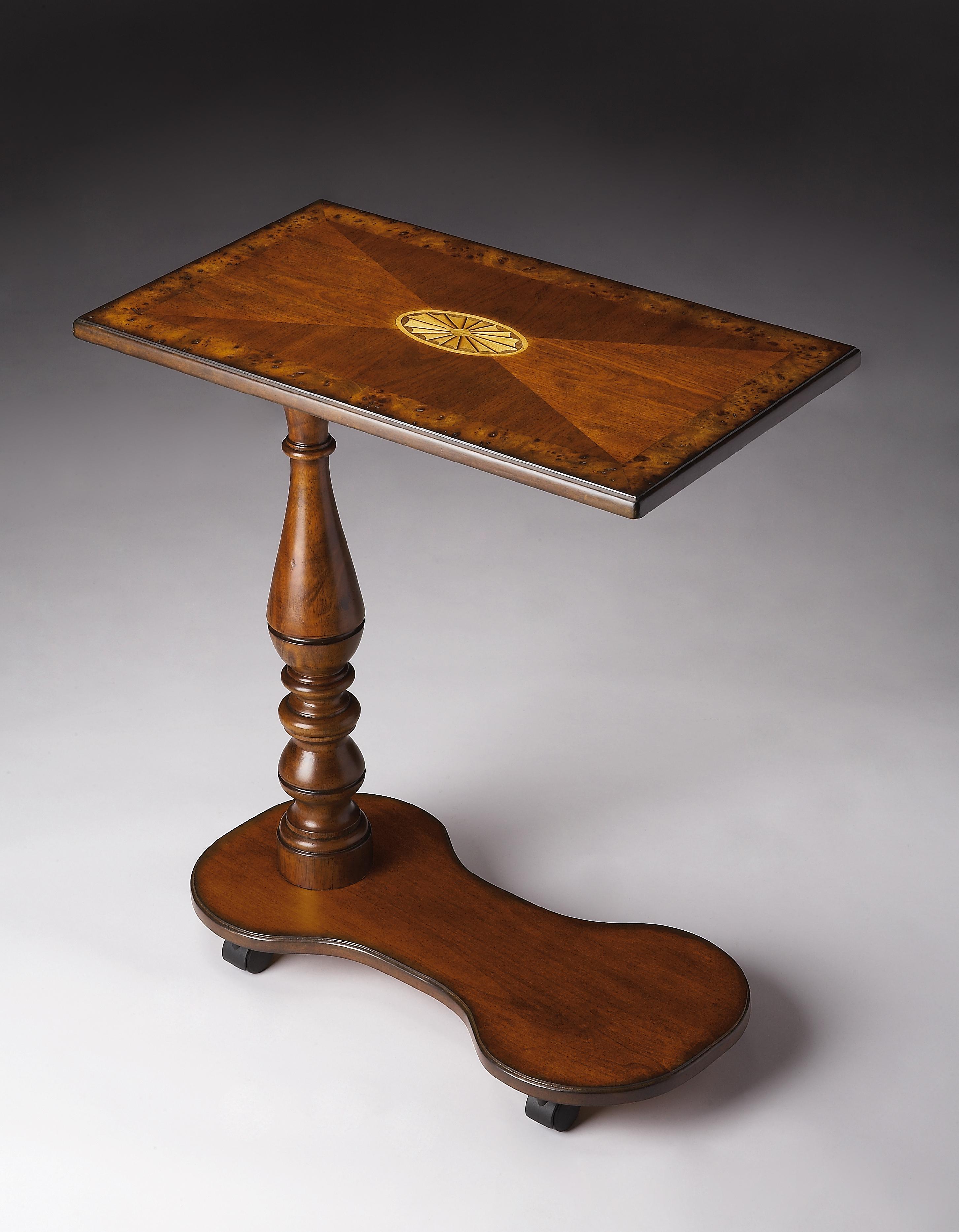 Mobile clearance tray table